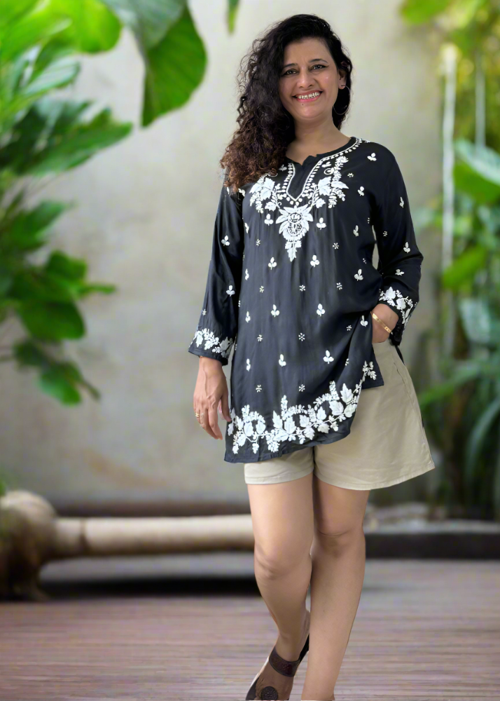 LUCKNOWI MODAL SHORT TOP